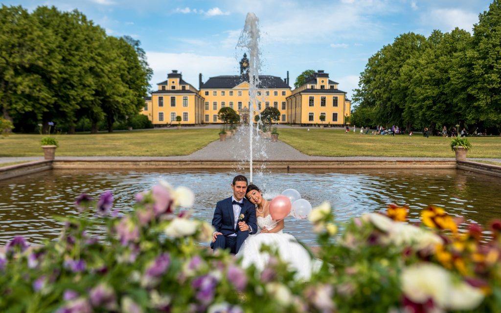 Wedding photo session at Ulriksdal Palace