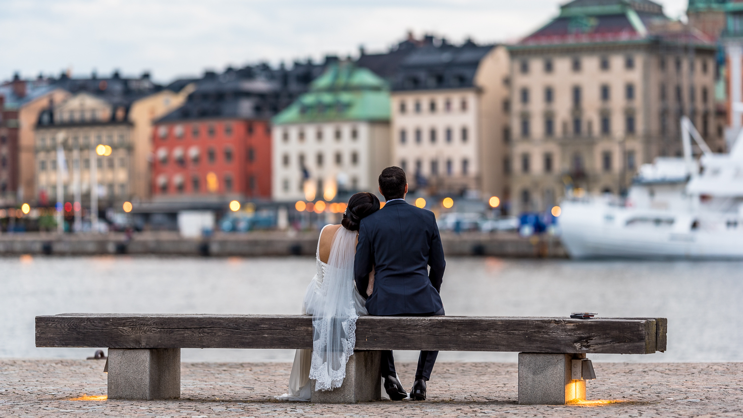 Wedding photo session in Stockholm, Skeppsholmen